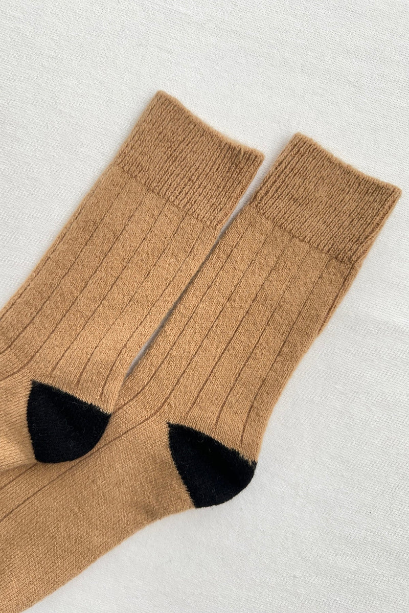 CLASSIC CASHMERE SOCKS - CAMEL