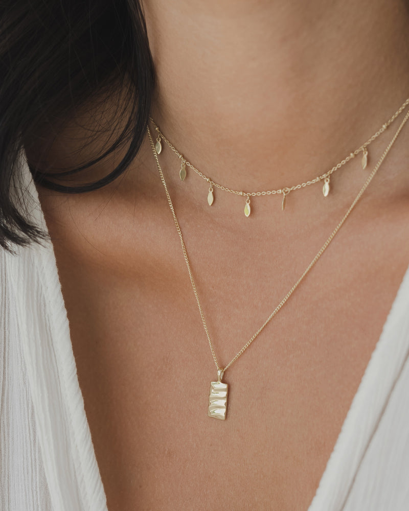 Isla Rectangle Necklace - Gold